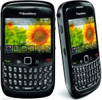 BlackBerry Curve 8520 czarny smartfon w trakcie testu 